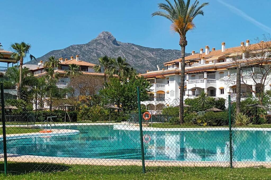 Apartamento Deluxe Puerto Banus Apartamento Marbella Exterior foto